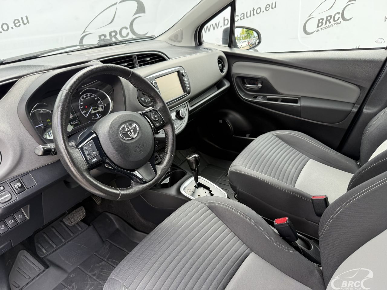 Toyota Yaris | 22