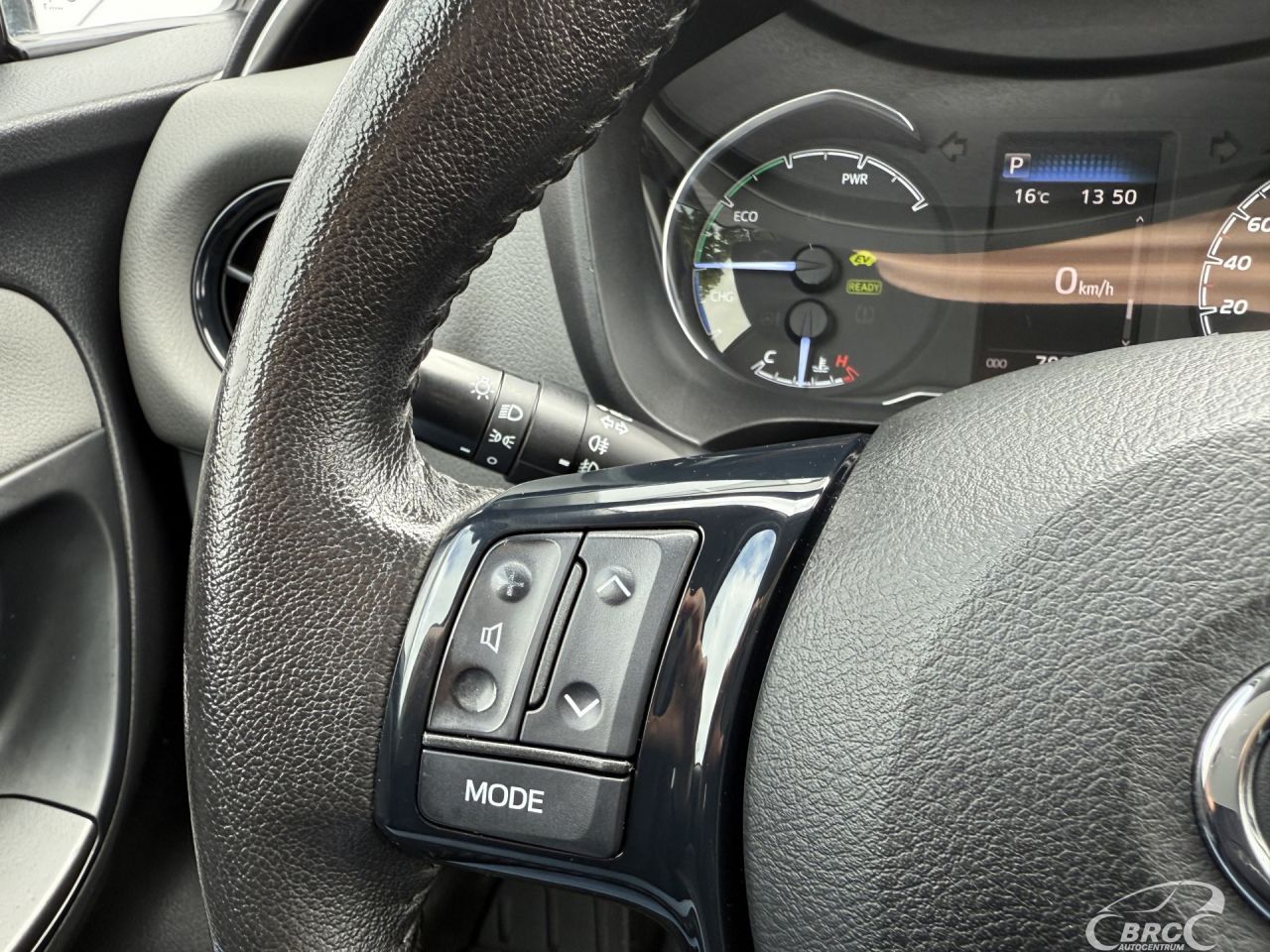 Toyota Yaris | 26