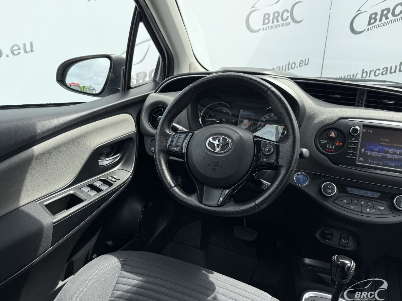 Toyota Yaris | 3