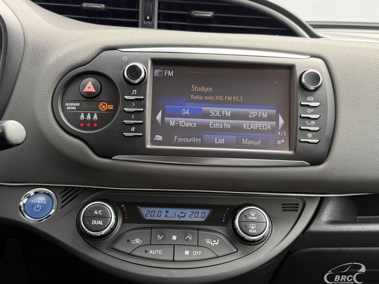 Toyota Yaris | 28