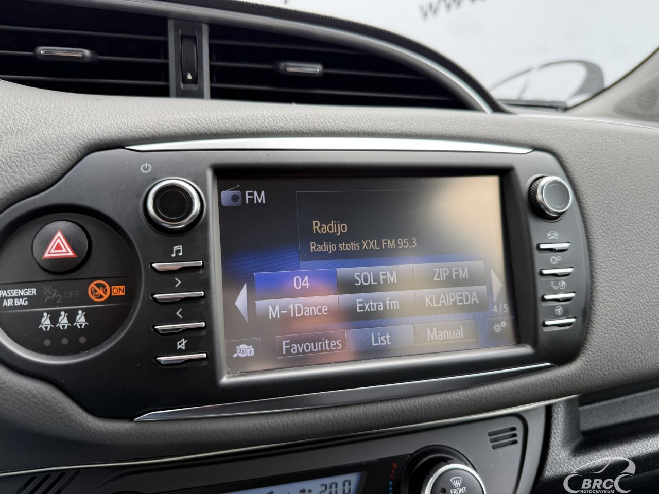 Toyota Yaris | 33