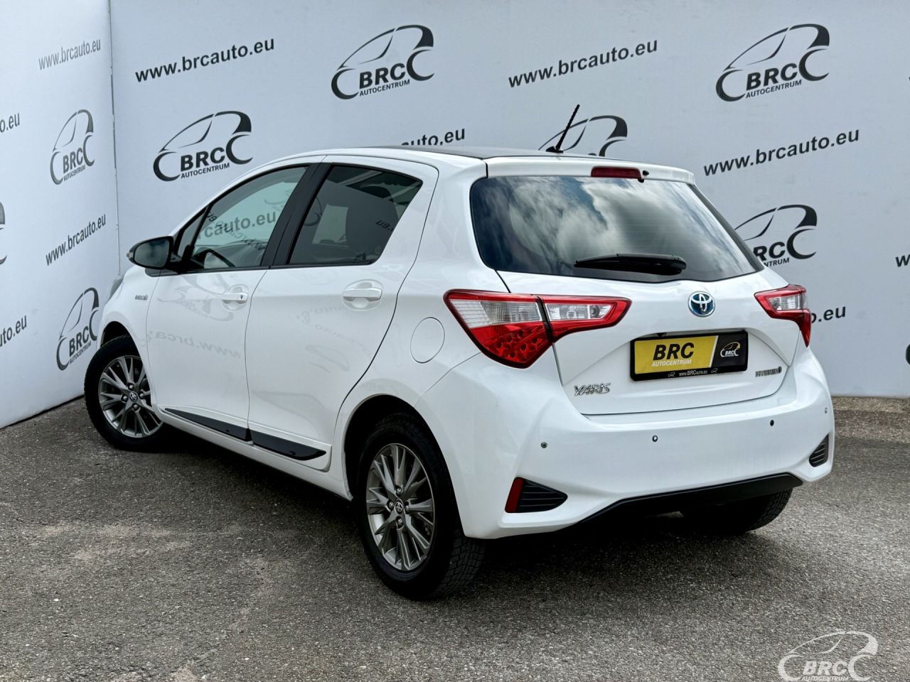Toyota Yaris | 40