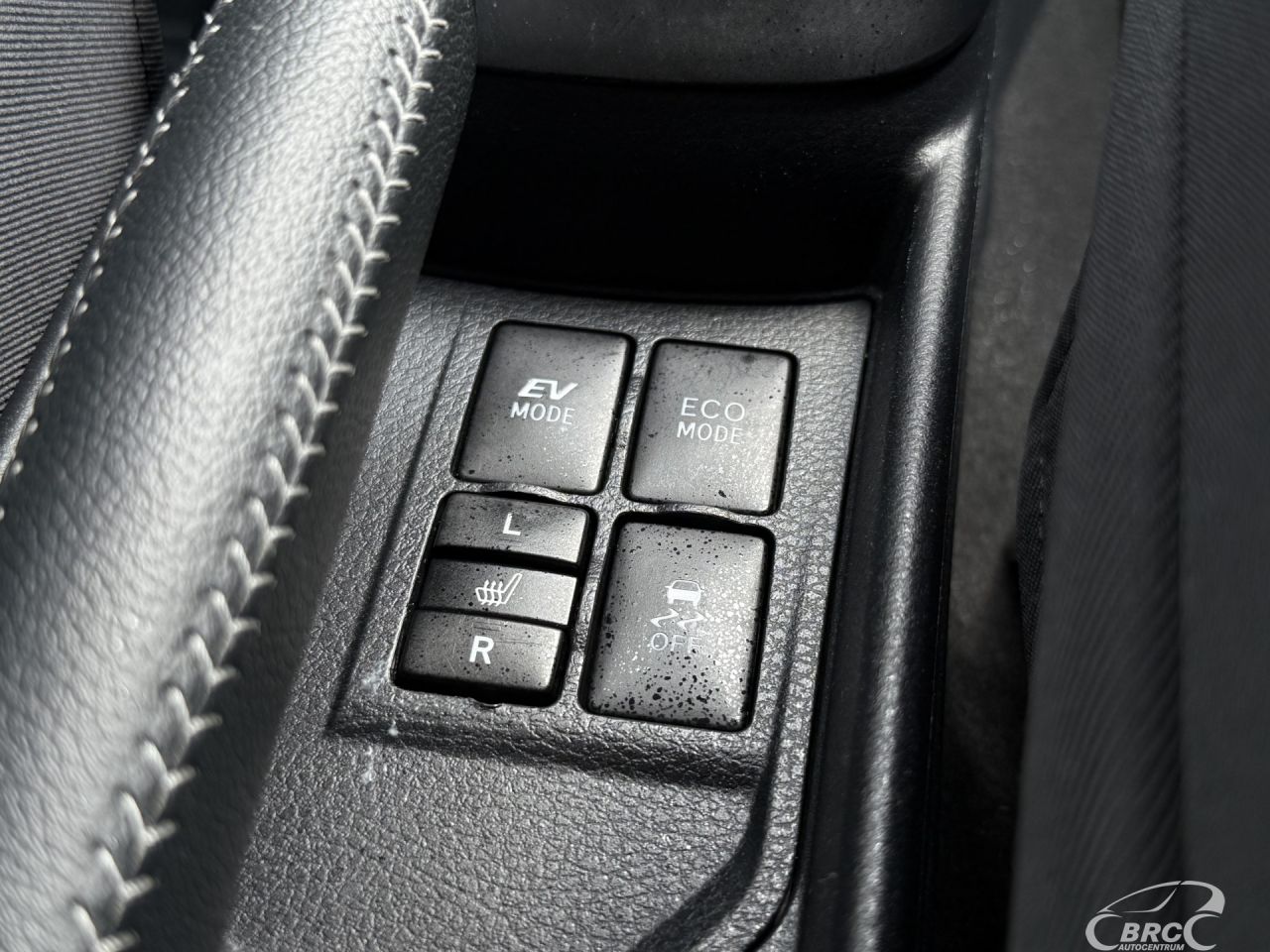 Toyota Yaris | 30
