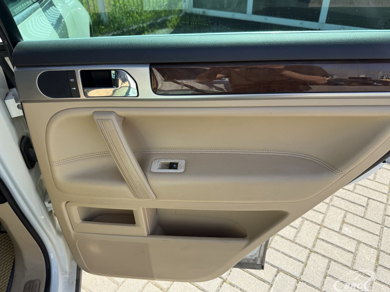 Volkswagen Touareg | 12