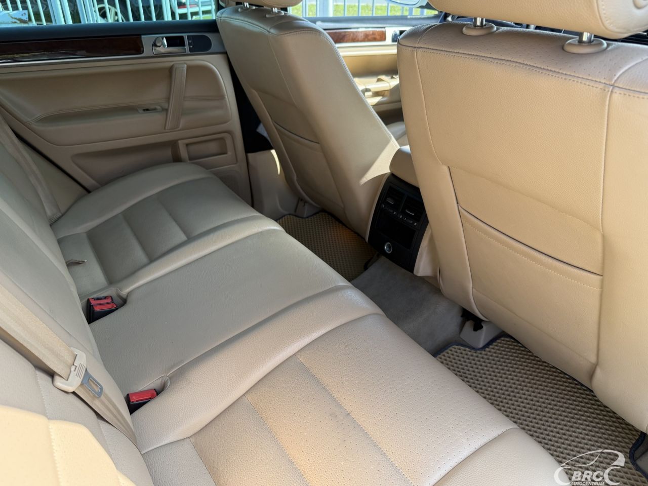 Volkswagen Touareg | 14