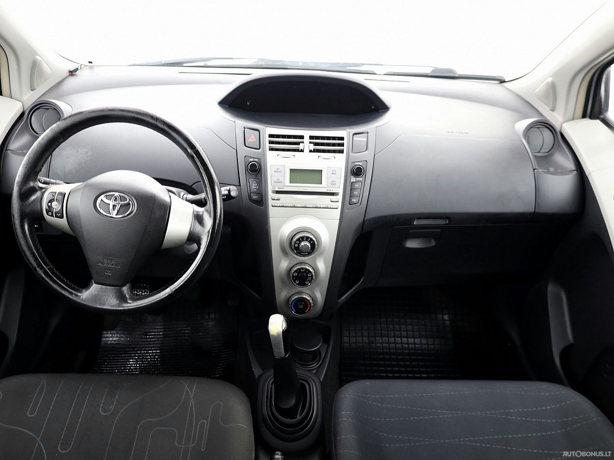 Toyota Yaris | 4