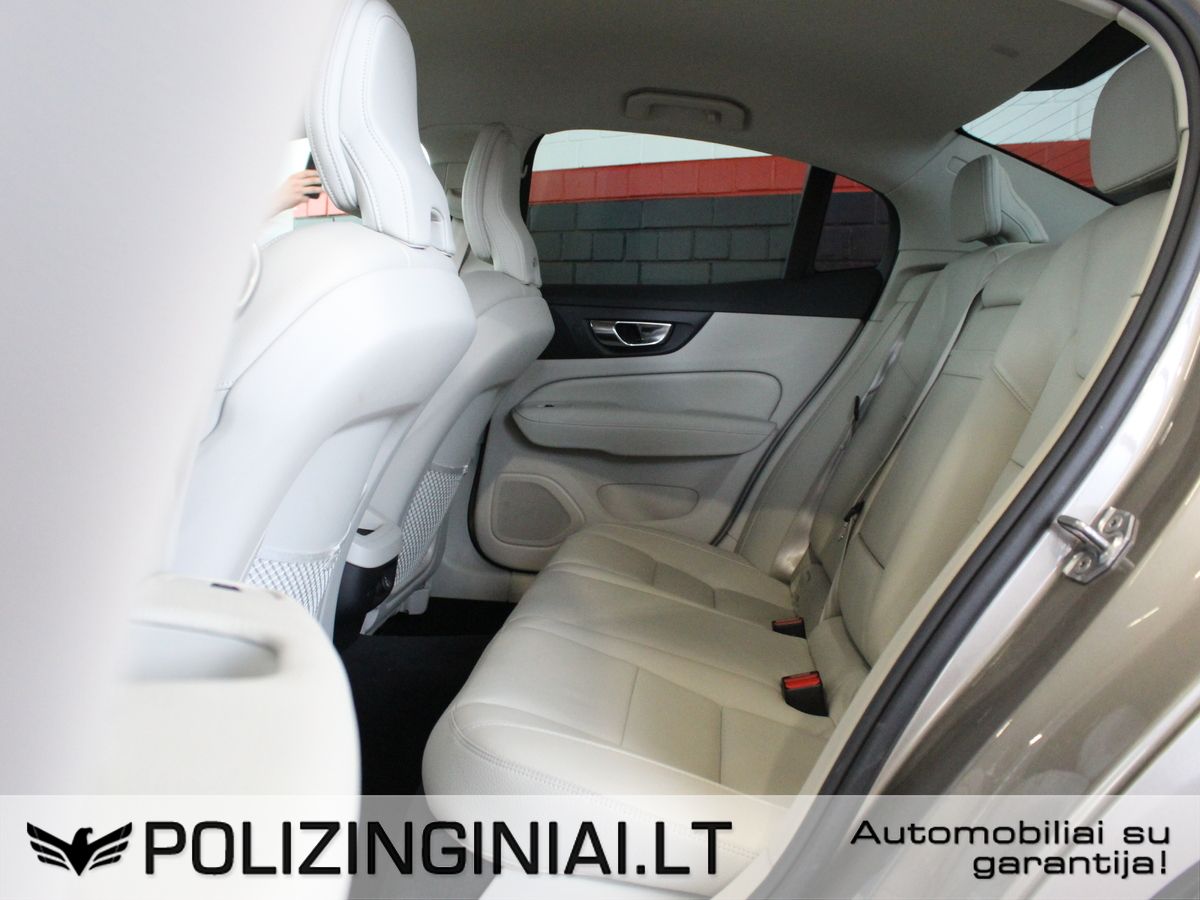 Volvo S60 | 25