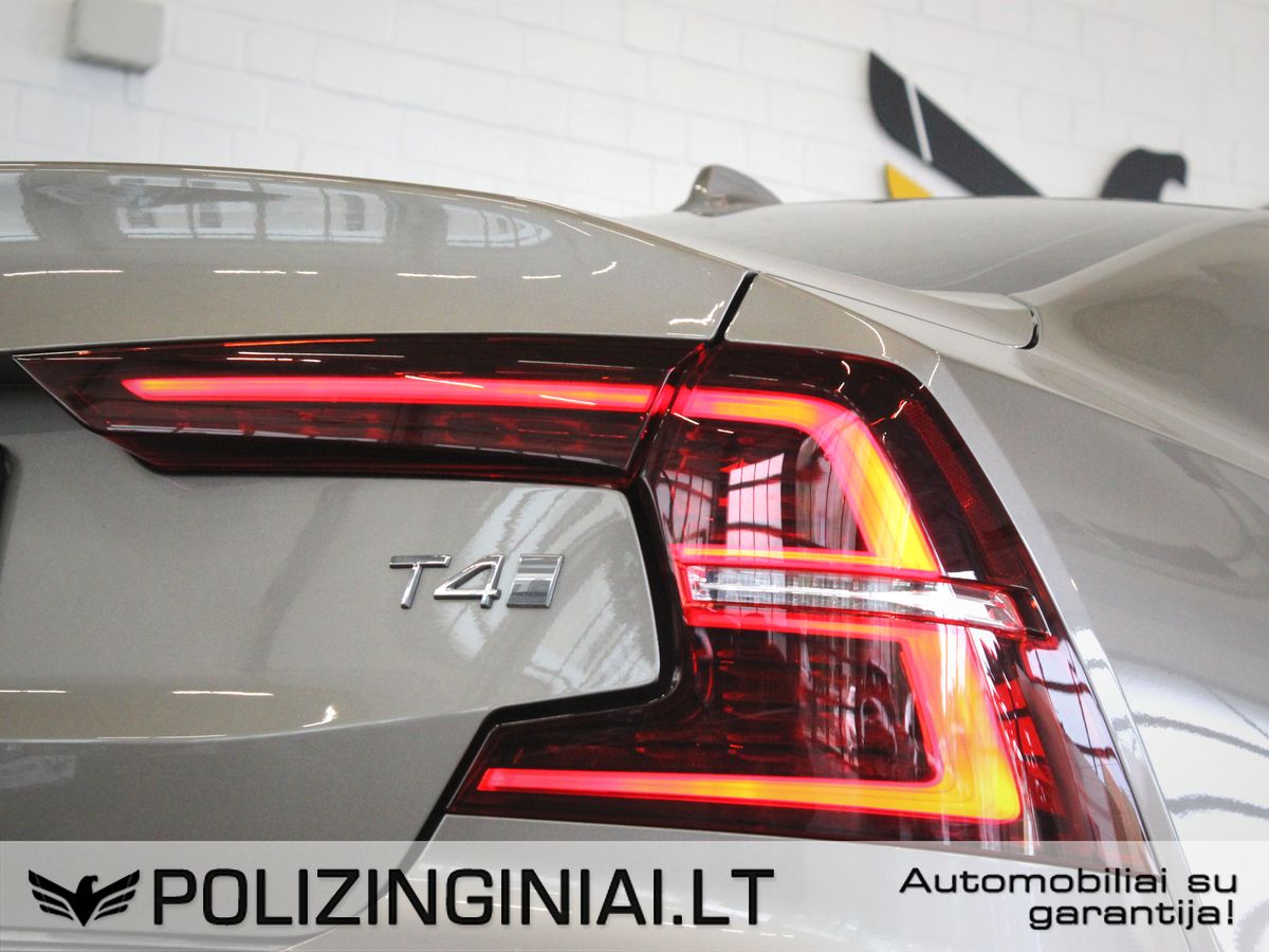 Volvo S60 | 4