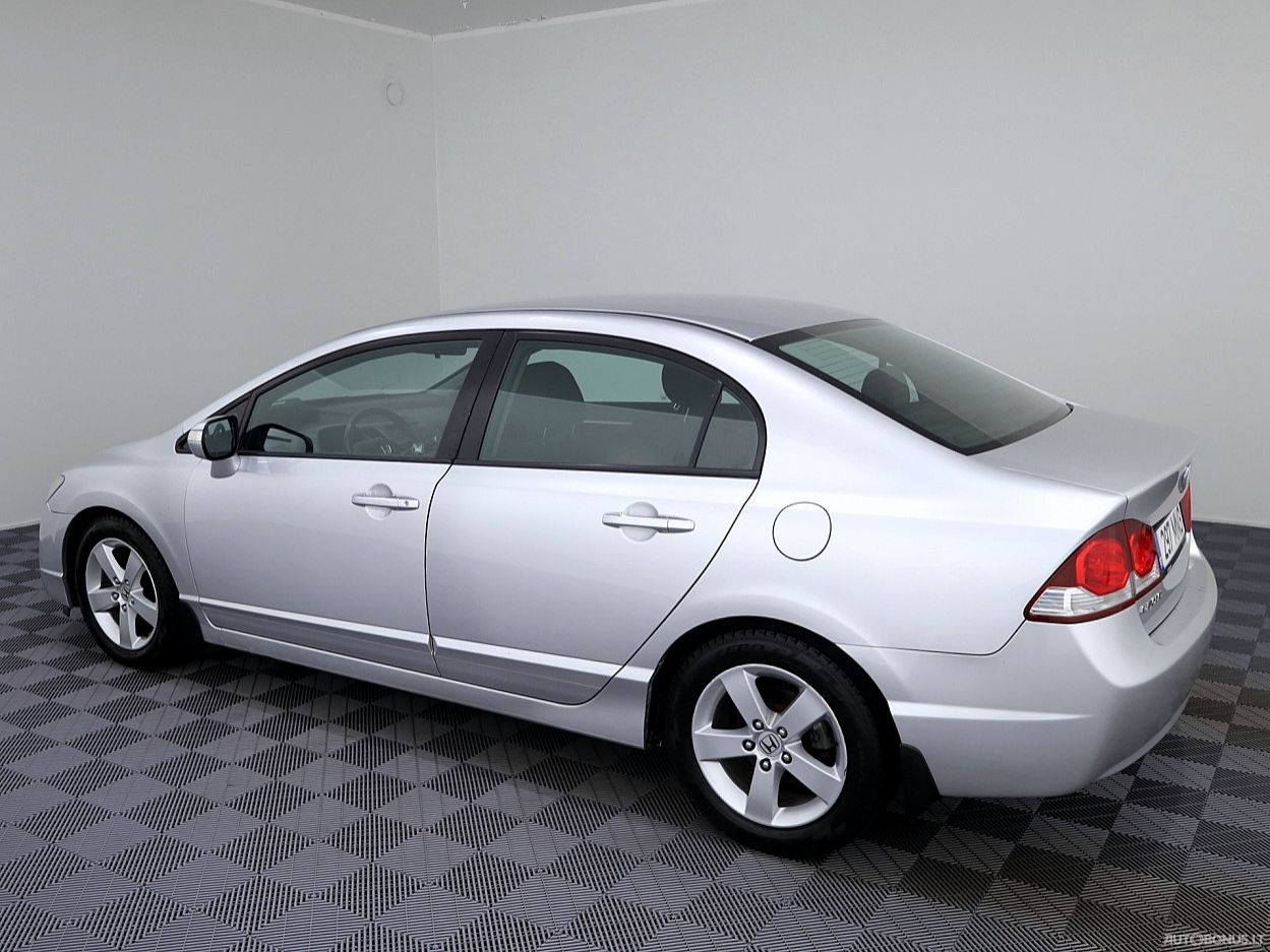 Honda Civic | 3