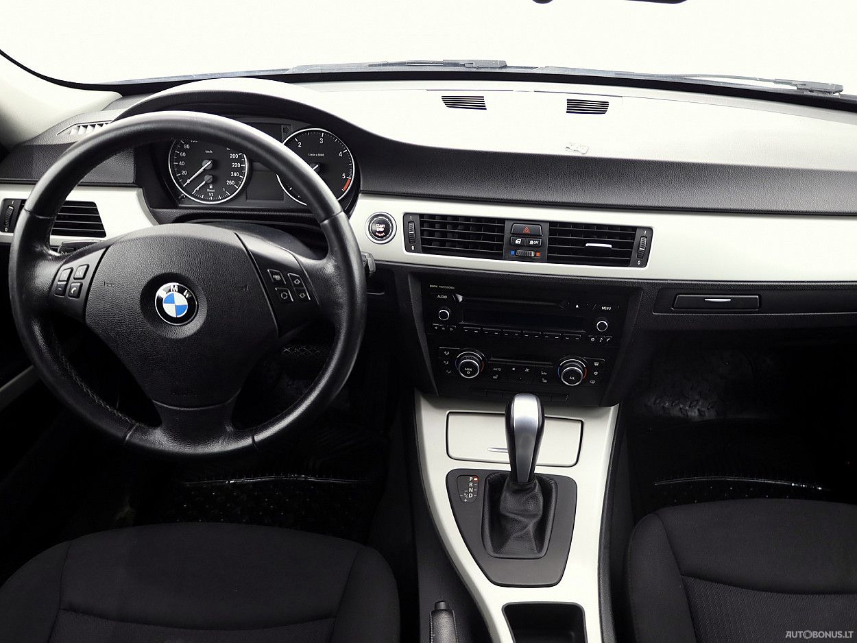 BMW 320 | 4