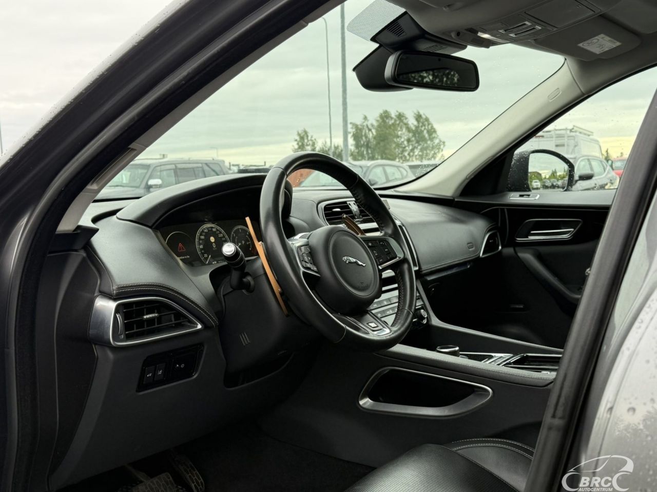 Jaguar F-Pace | 8