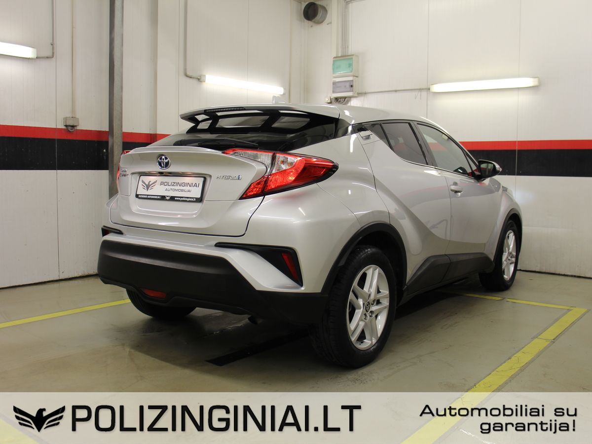 Toyota C-HR | 3