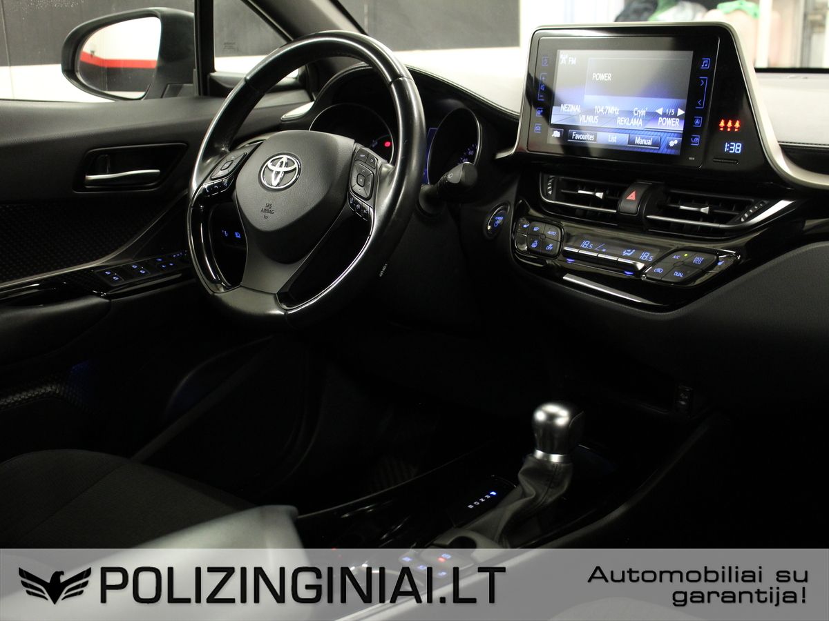 Toyota C-HR | 7