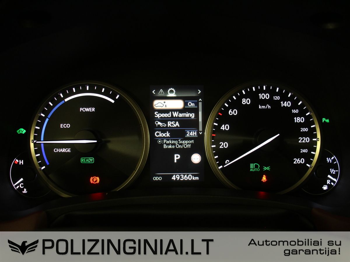 Lexus NX 300h | 9