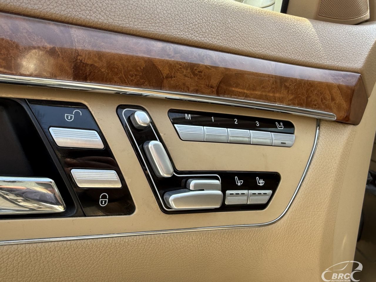 Mercedes-Benz S500 | 13