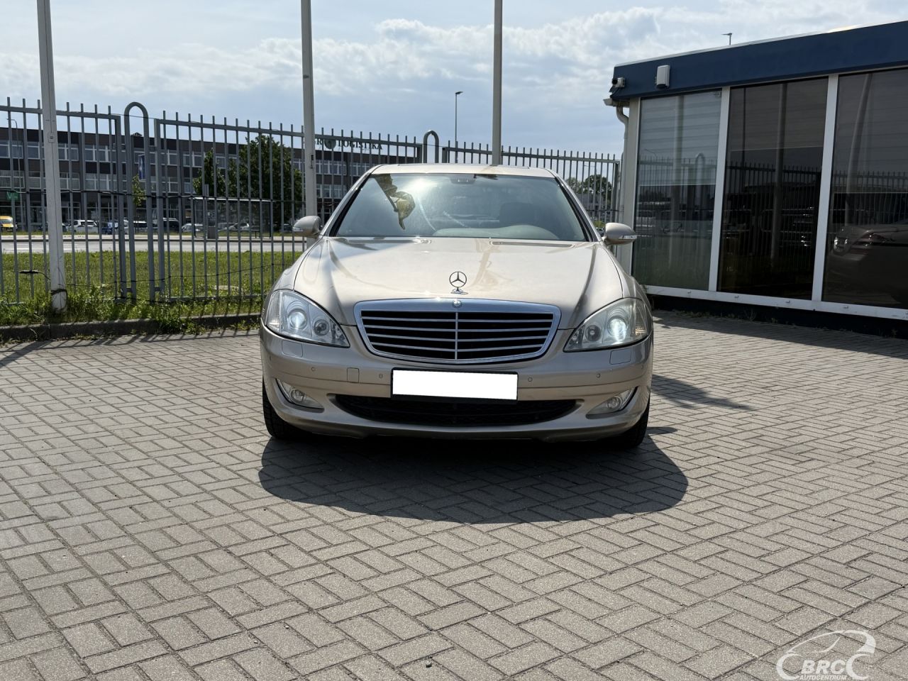 Mercedes-Benz S500 | 32
