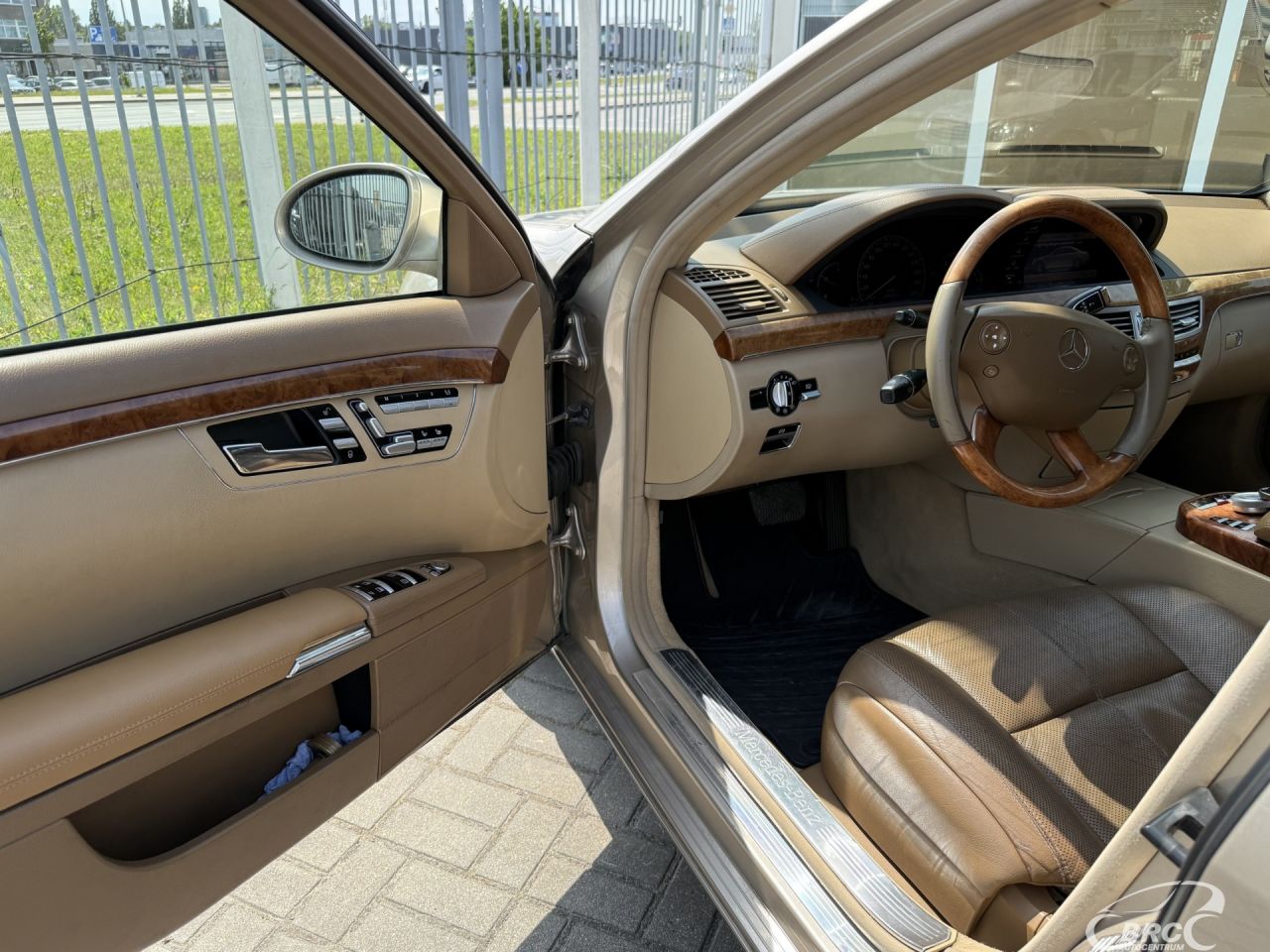 Mercedes-Benz S500 | 15
