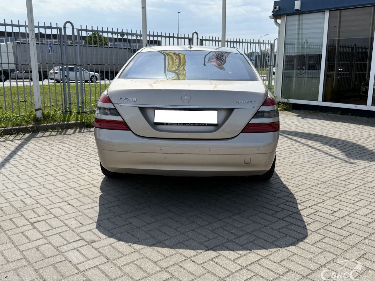 Mercedes-Benz S500 | 33