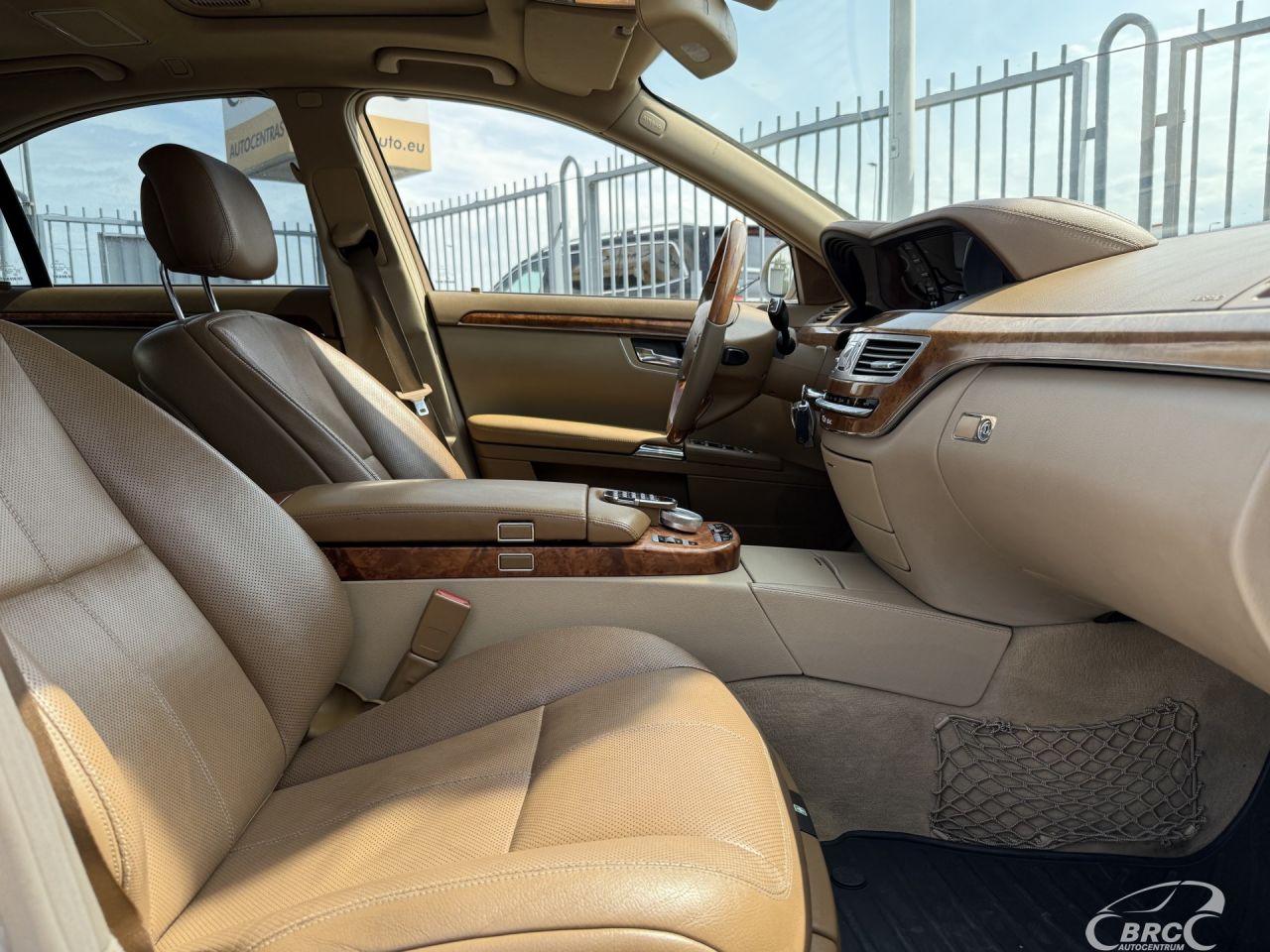 Mercedes-Benz S500 | 4