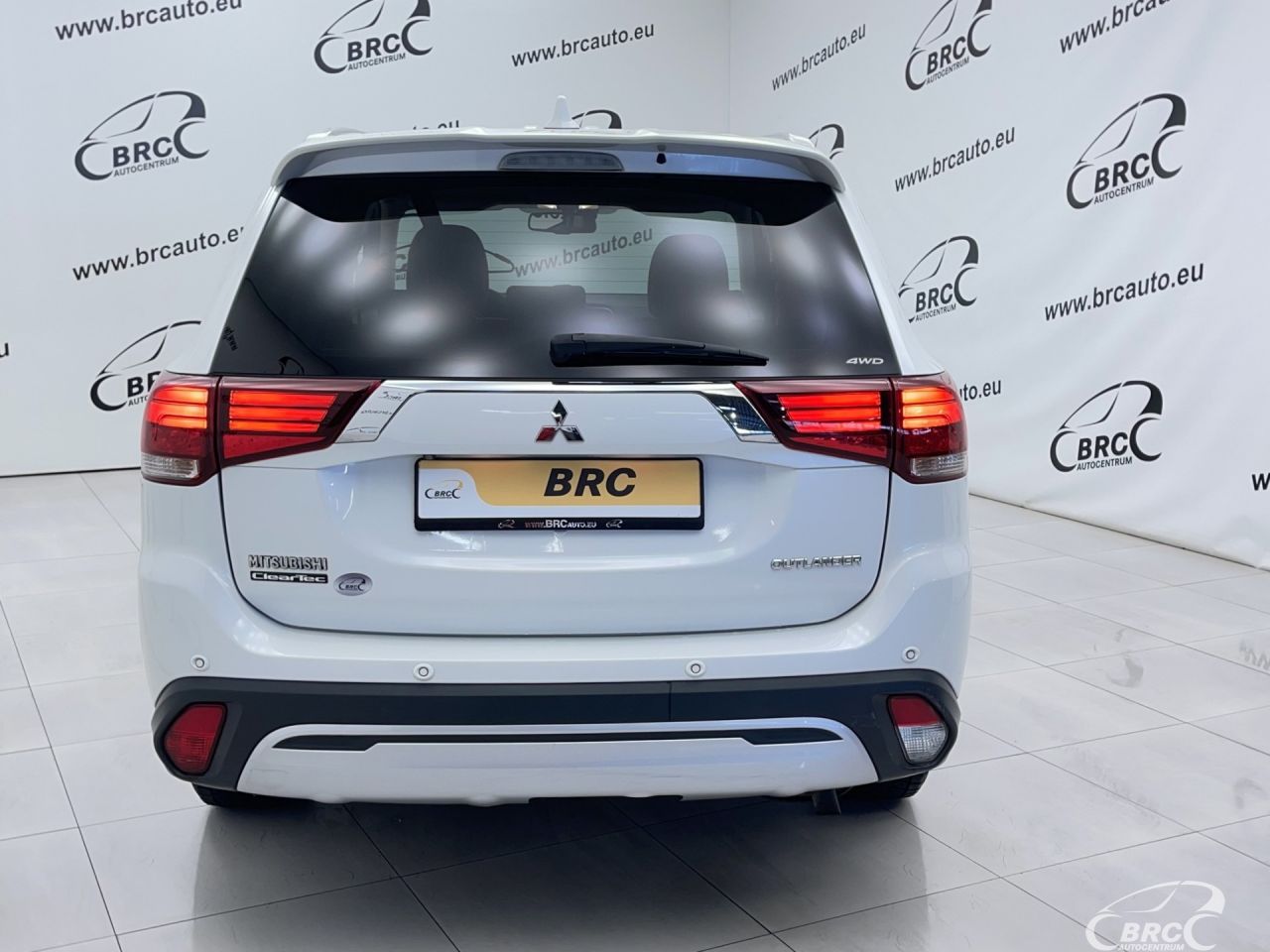 Mitsubishi Outlander | 109