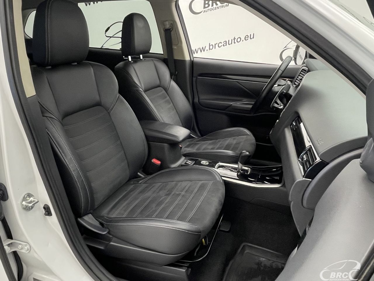 Mitsubishi Outlander | 6