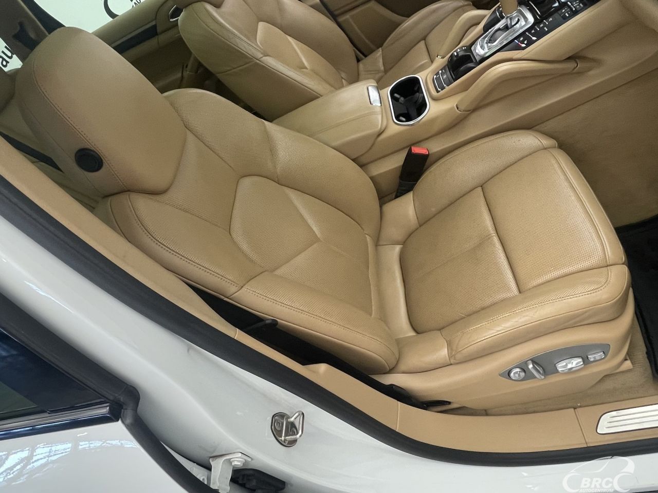 Porsche Cayenne | 4