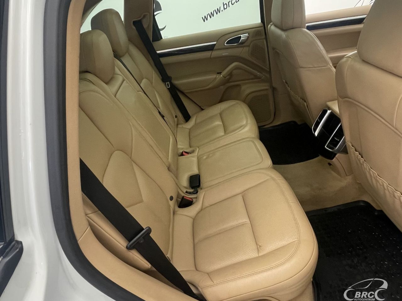 Porsche Cayenne | 10