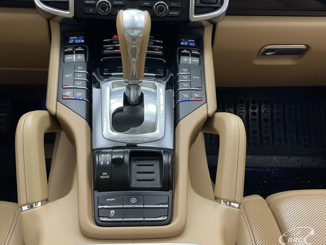 Porsche Cayenne | 17