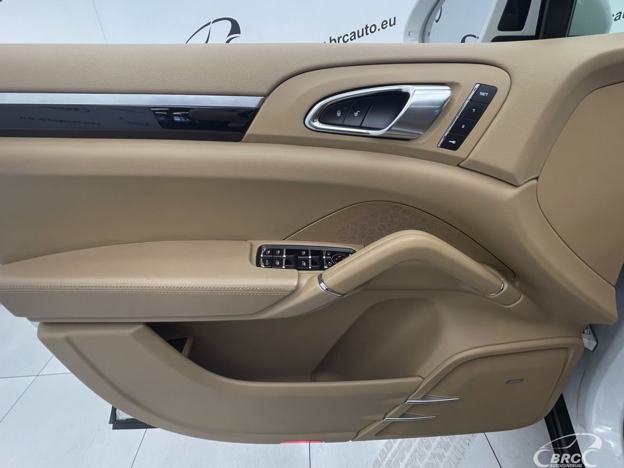 Porsche Cayenne | 16