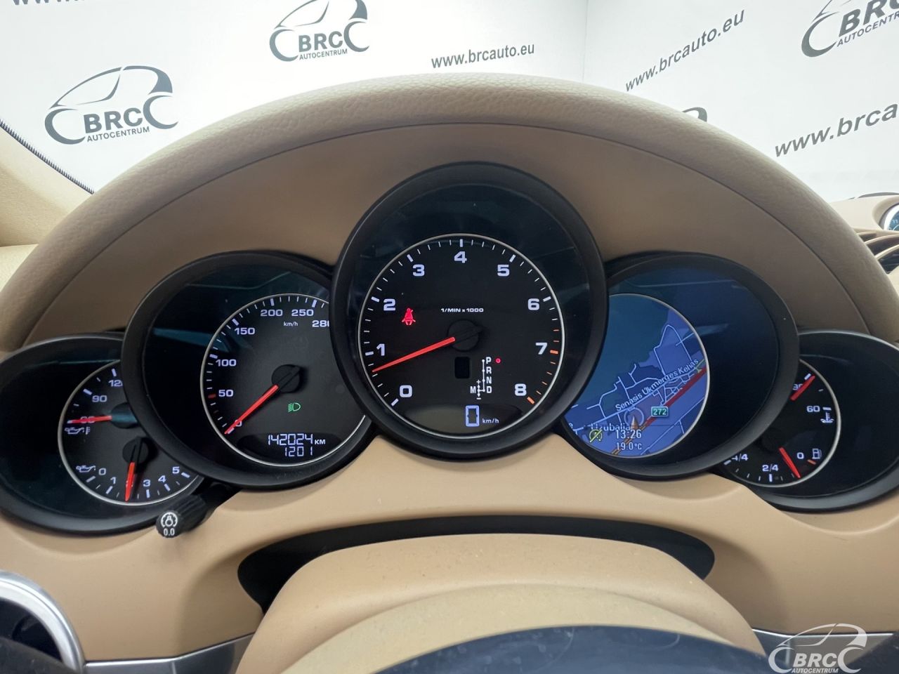 Porsche Cayenne | 25