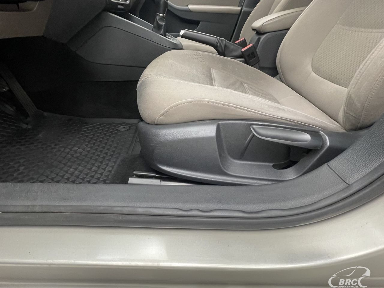 Volkswagen Jetta | 19