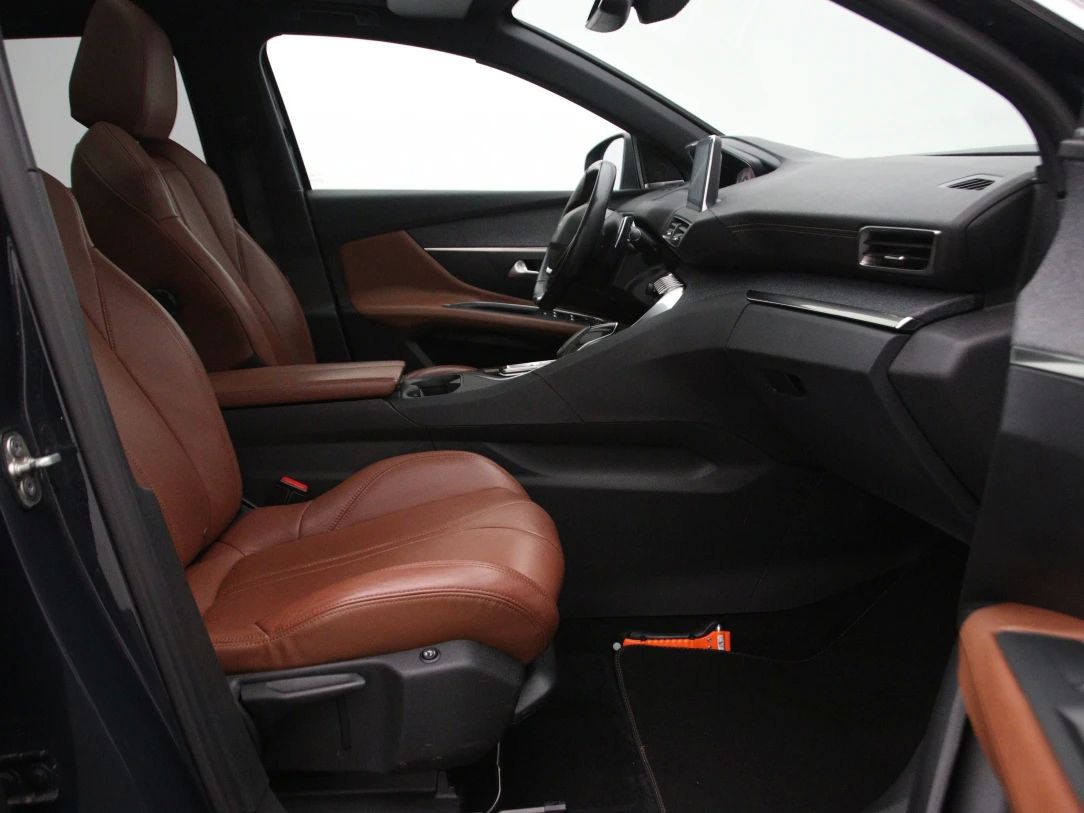 Peugeot 3008 | 13