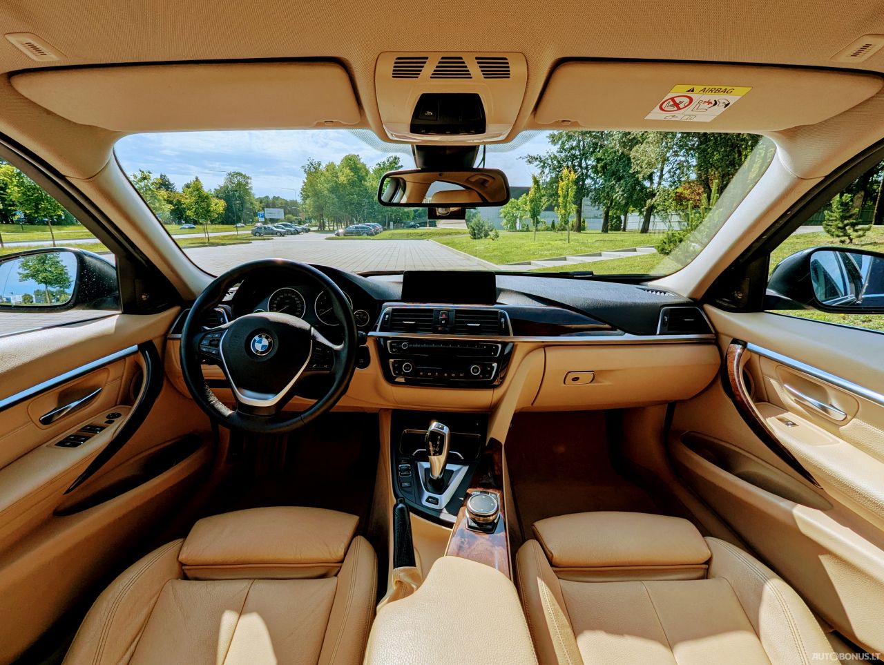 BMW 330 | 13