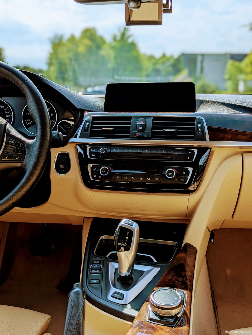 BMW 330 | 14