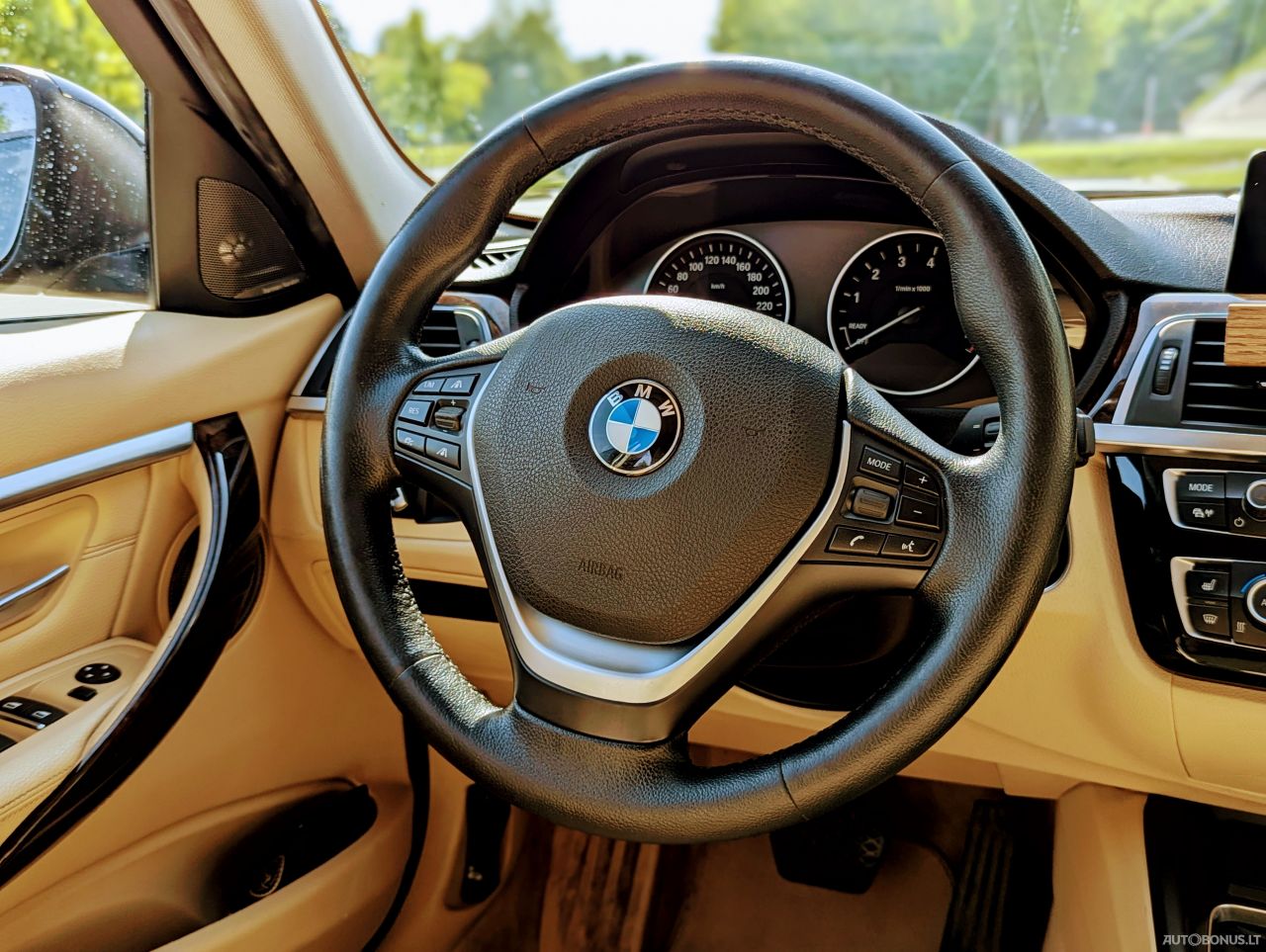 BMW 330 | 16