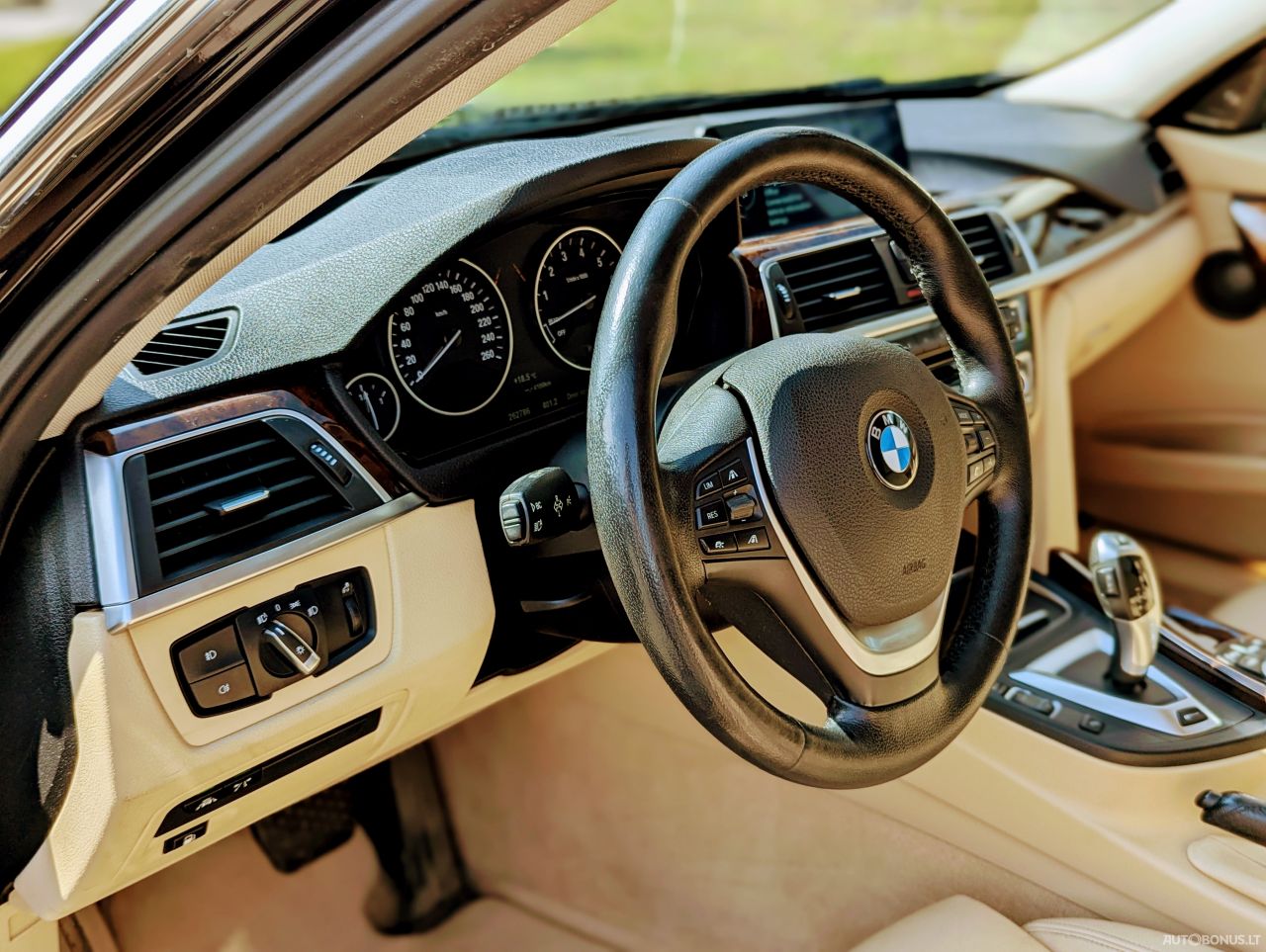 BMW 330 | 18