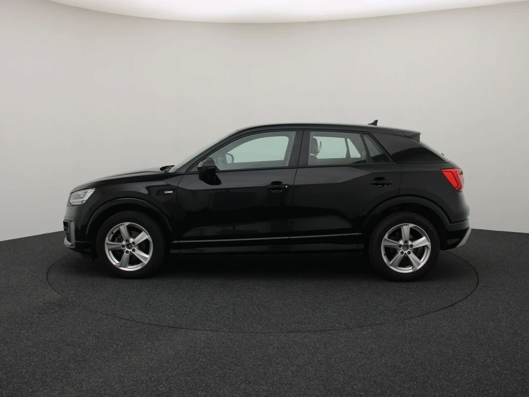 Audi Q2 | 5