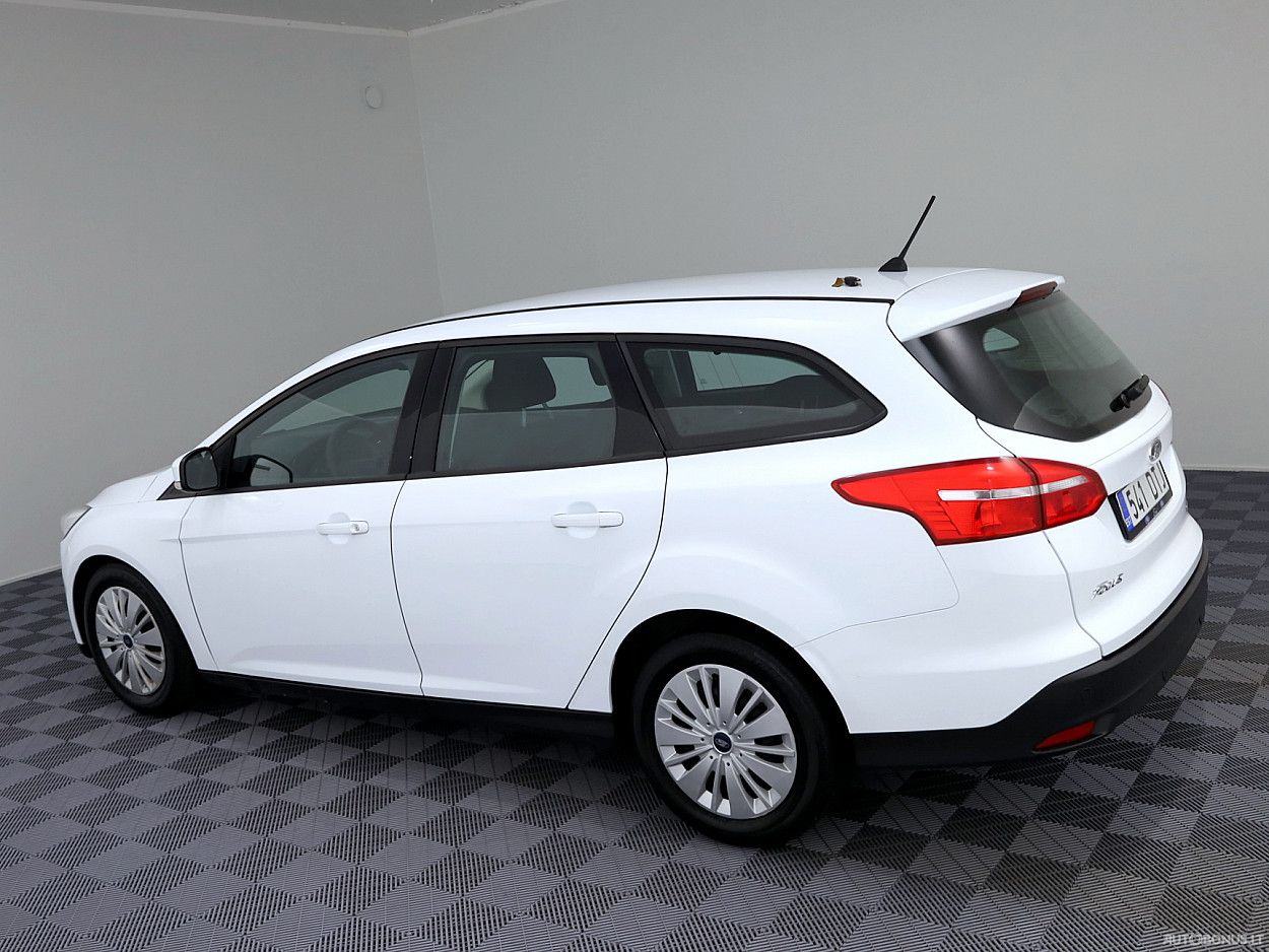 Ford Focus | 3