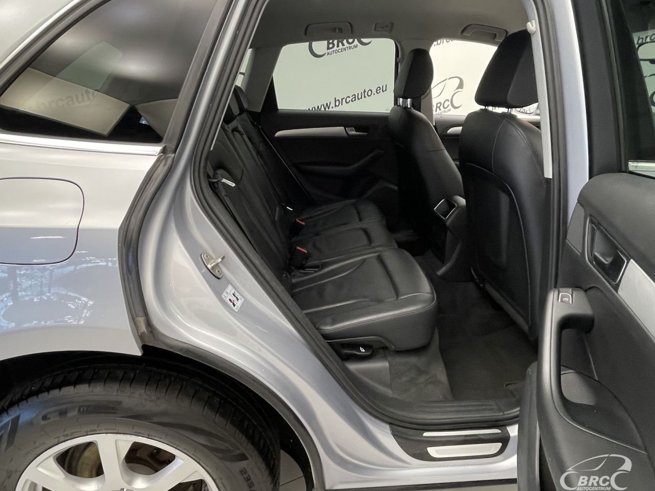 Audi Q5 | 8