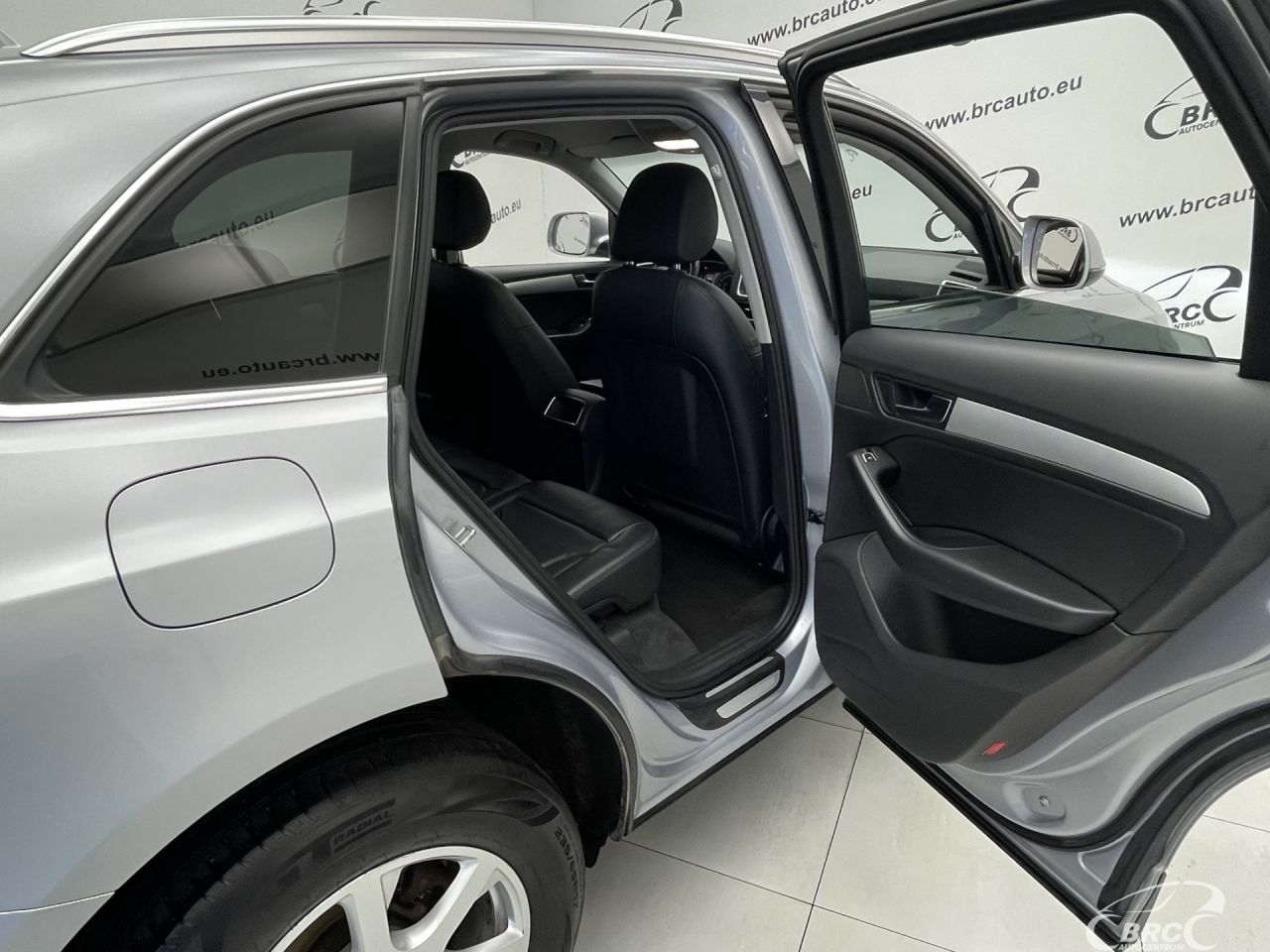 Audi Q5 | 11