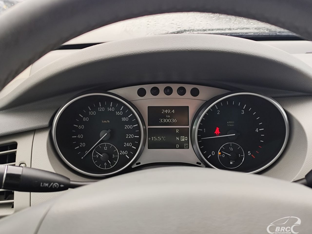 Mercedes-Benz R320 | 9