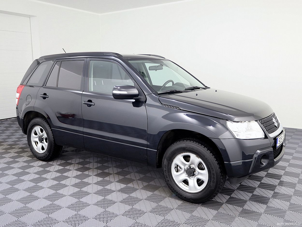 Suzuki Grand Vitara, 2.0 l., visureigis