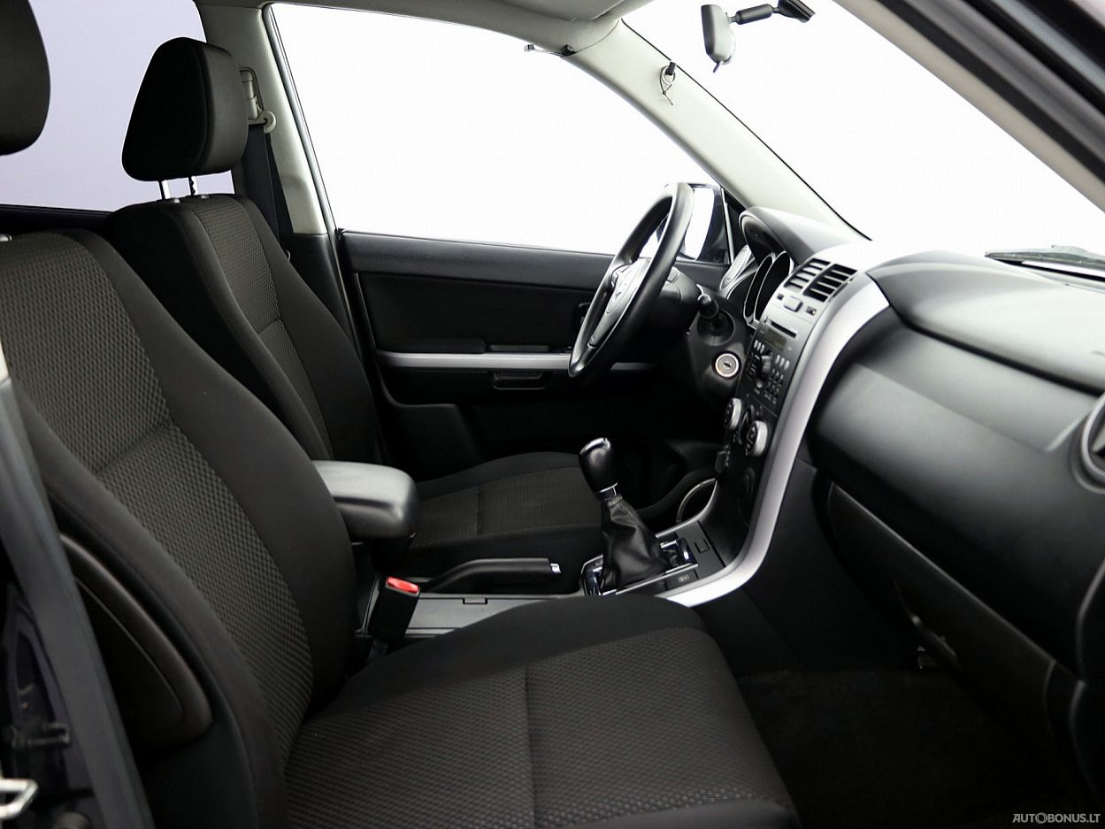 Suzuki Grand Vitara | 5