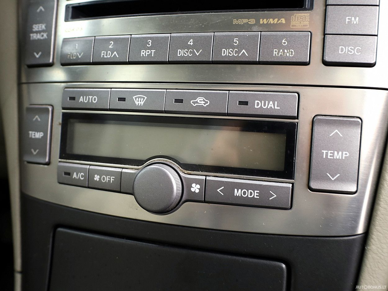 Toyota Avensis | 7
