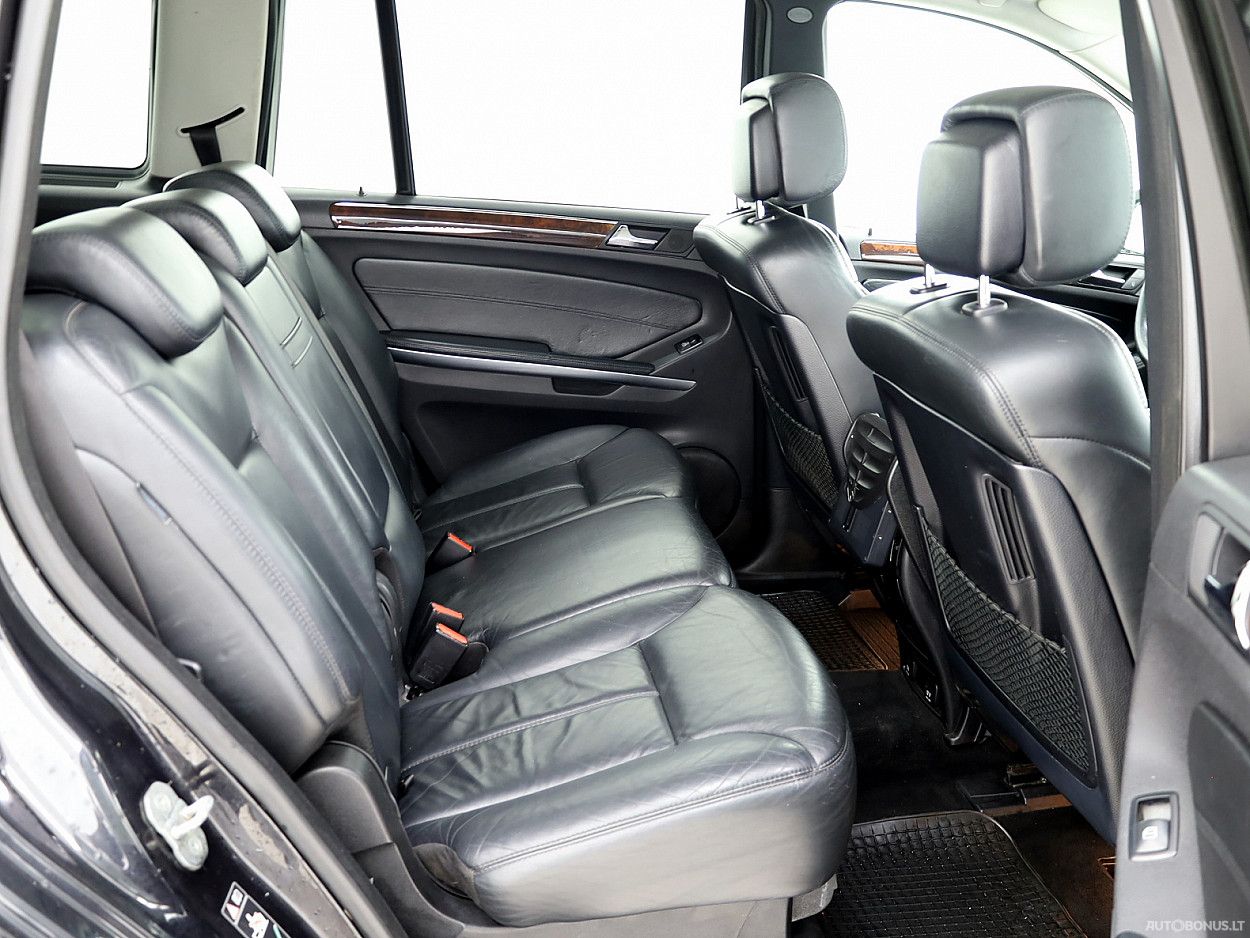 Mercedes-Benz GL500 | 6