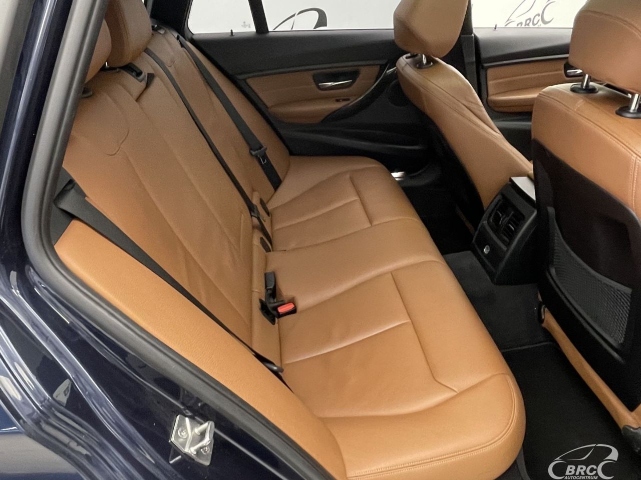 BMW 320 | 9