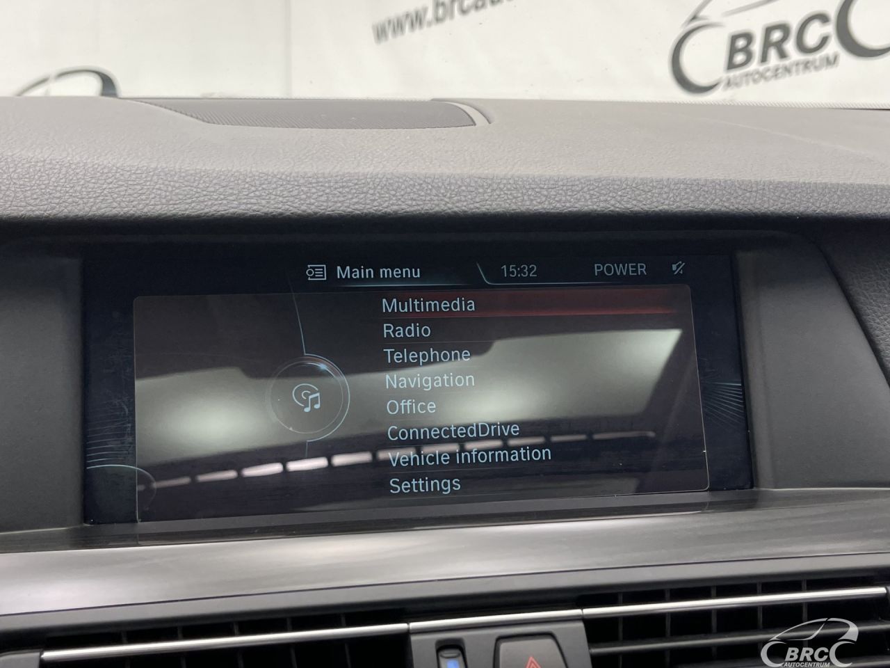 BMW 520 | 36