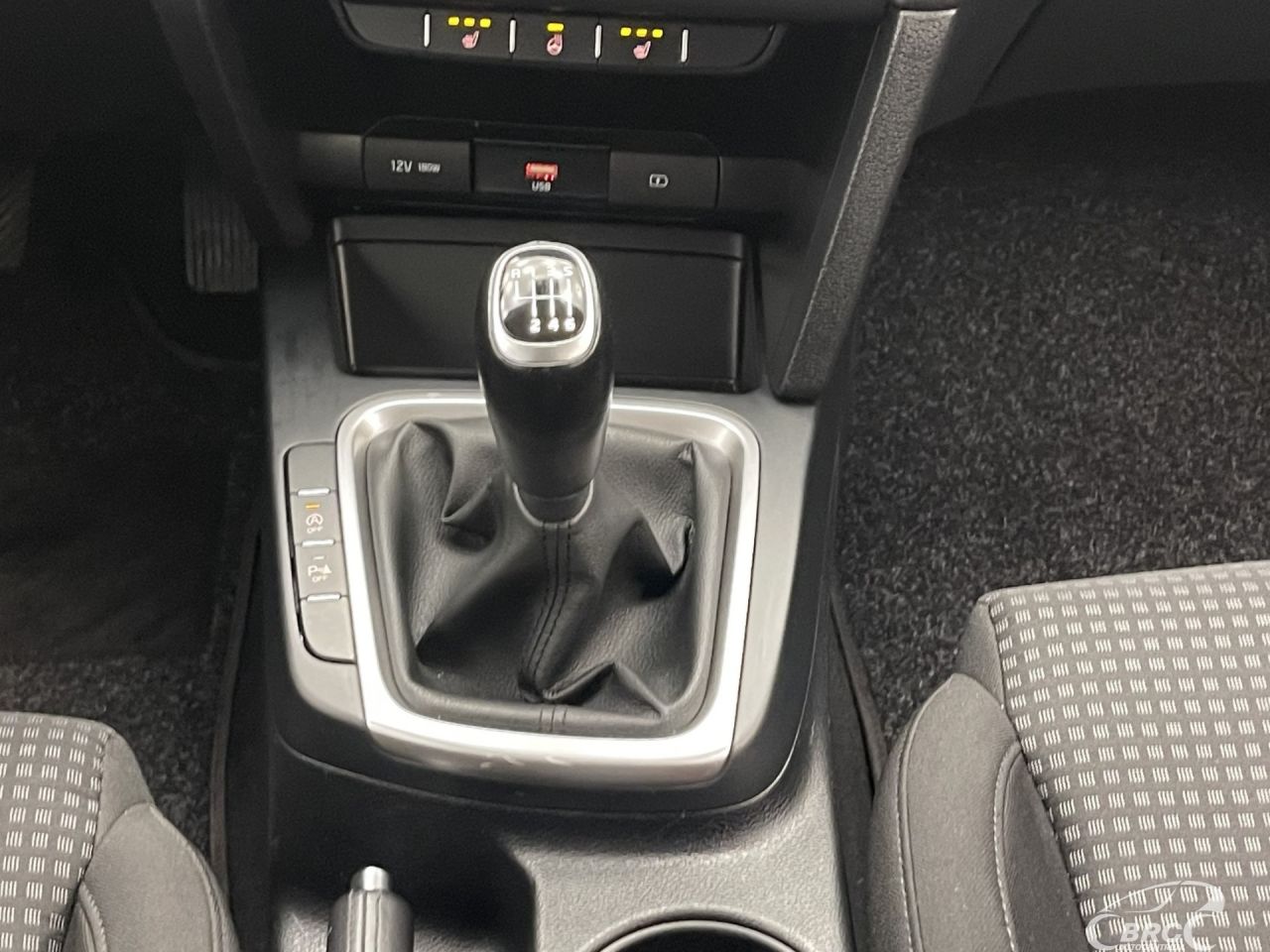 Kia Cee'd | 16