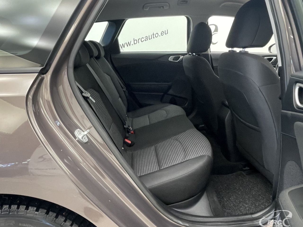 Kia Cee'd | 8