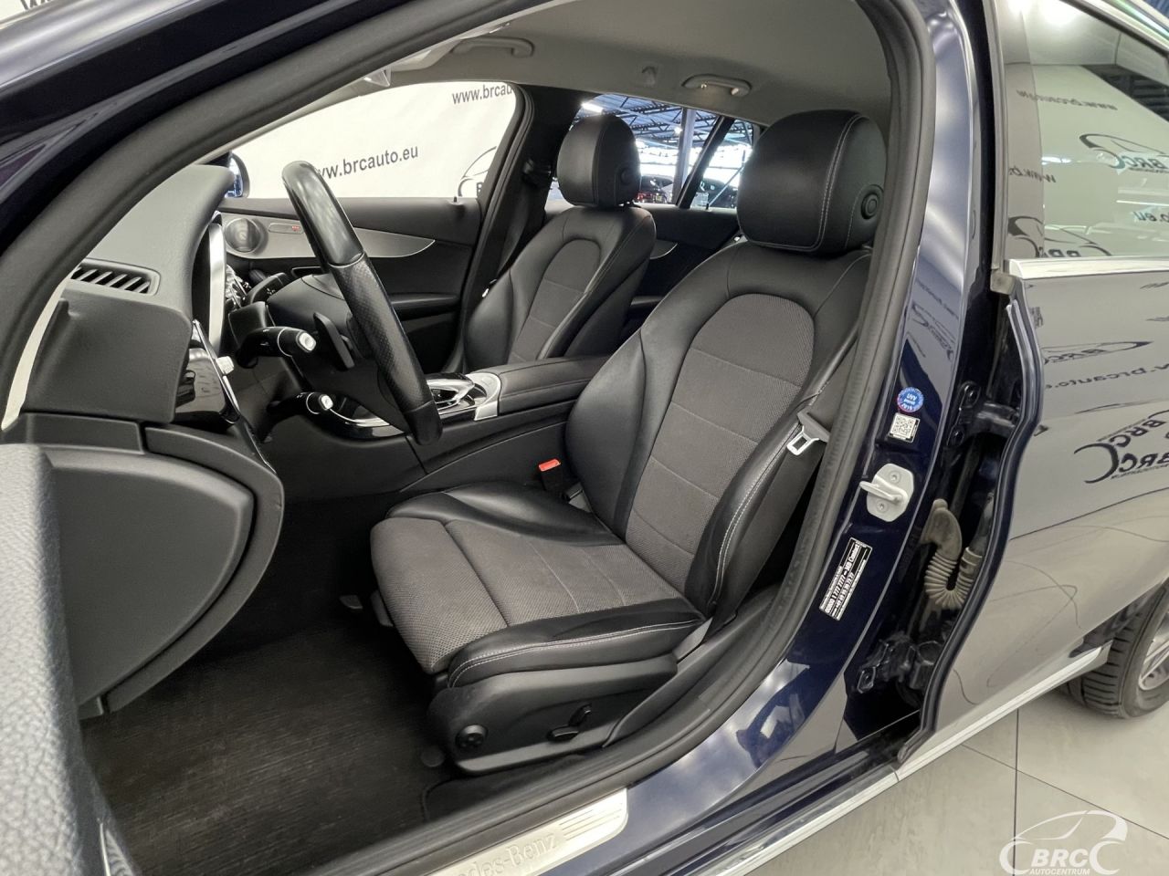 Mercedes-Benz C250 | 18
